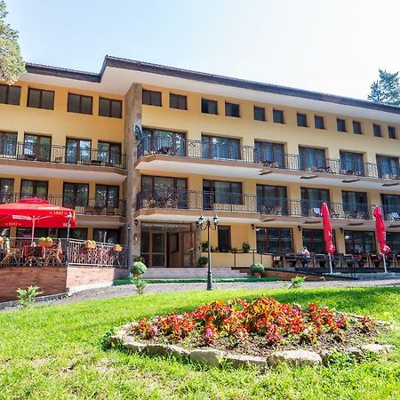 Hotel Bendida Panicziszte Zewnętrze zdjęcie