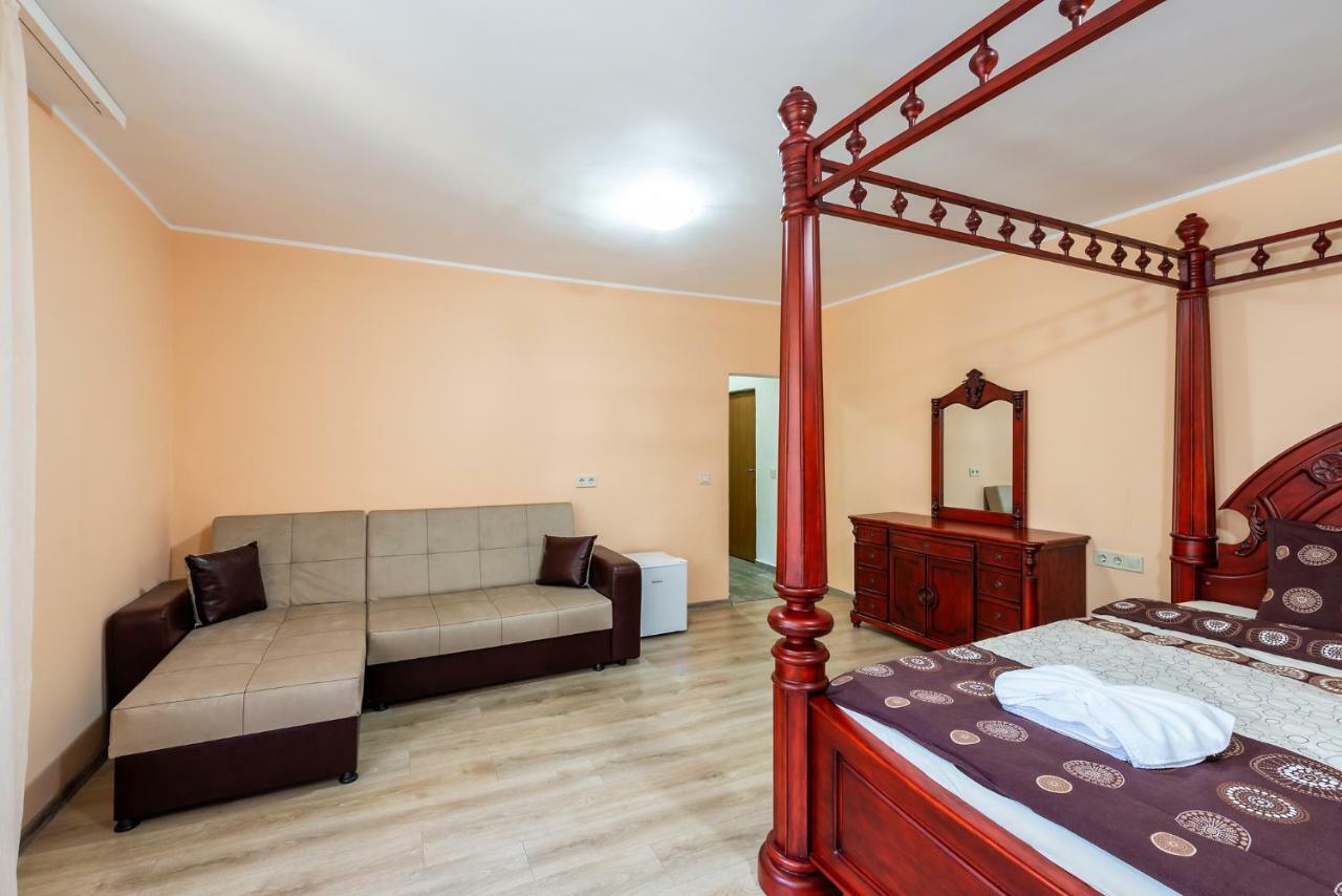 Hotel Bendida Panicziszte Zewnętrze zdjęcie