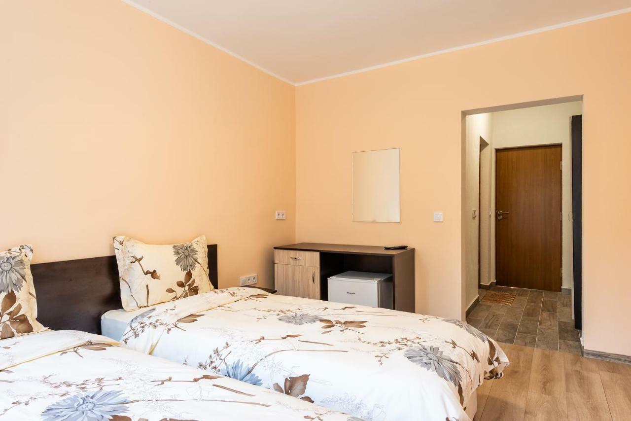 Hotel Bendida Panicziszte Zewnętrze zdjęcie